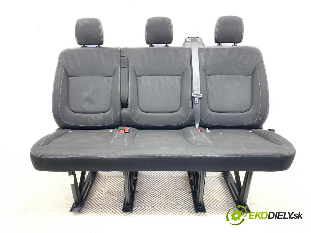 RENAULT TRAFIC III Autobus 2015 92 kW 1.6 dCi 125 (JGMH) 1598 Sedadlo druhý rad 