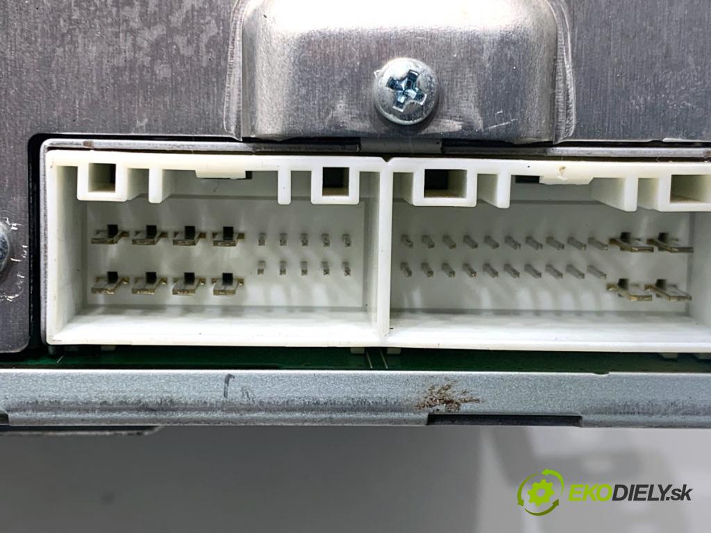 HYUNDAI i40 Kombi 2013 85 kW 1.7 CRDi 1685 RADIO 96170-3Z0704X (Audio zariadenie)