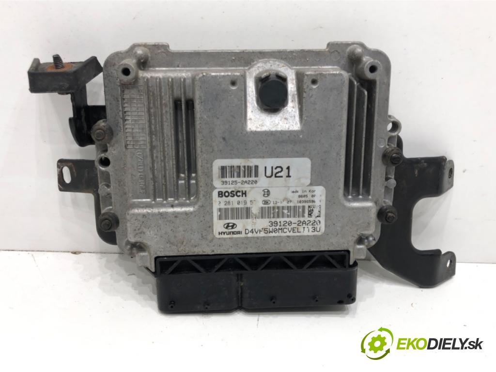 HYUNDAI i40 Kombi 2013 85 kW 1.7 CRDi 1685 riadiaca jednotka Motor 39120-2A220 (Riadiaca jednotka)