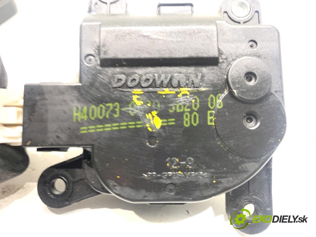 HYUNDAI i40 Kombi 2013 85 kW 1.7 CRDi 1685 Motor kúrenia H40073-0890