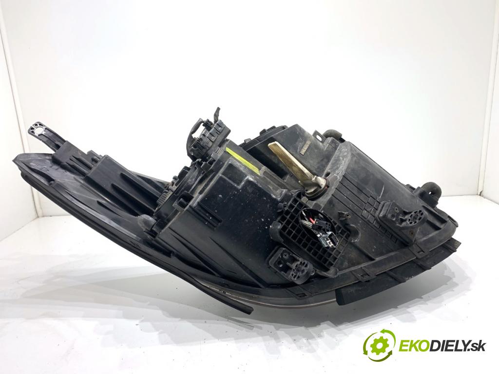 HYUNDAI i40 Kombi 2013 85 kW 1.7 CRDi 1685 Svetlomet ľavy predný 92101-3ZXXX