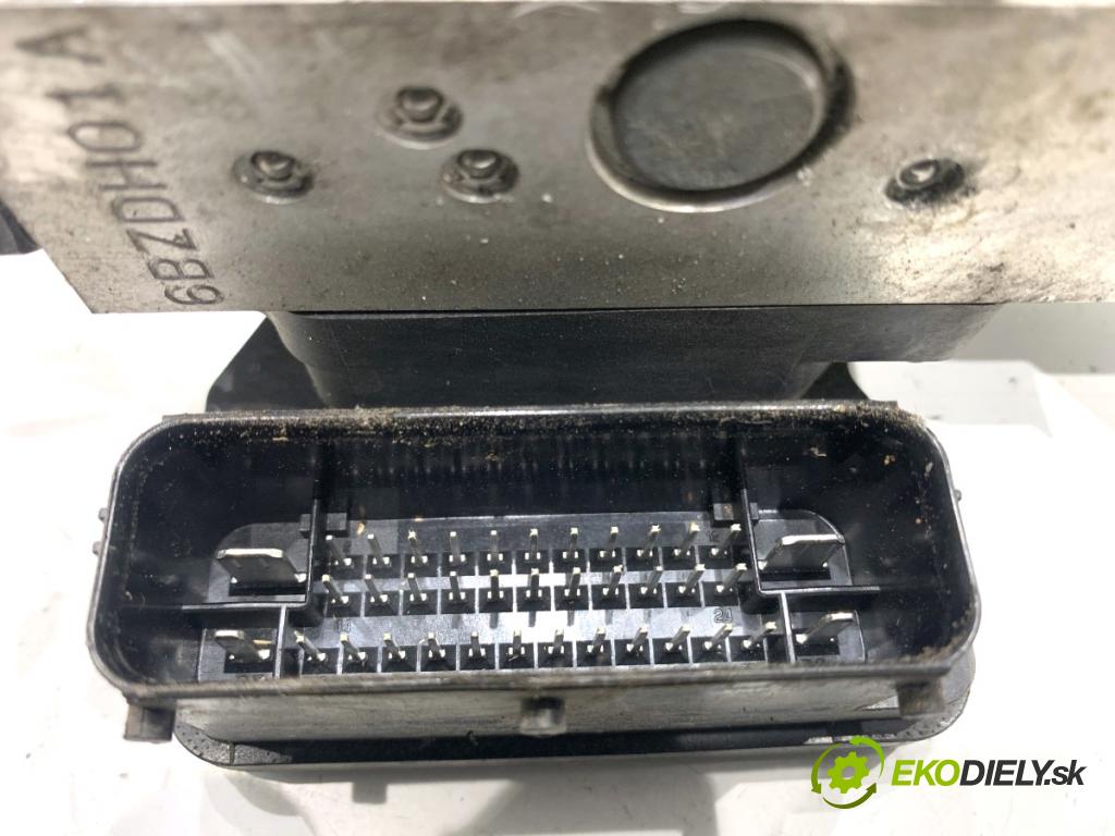 HYUNDAI i40 Kombi 2013 85 kW 1.7 CRDi 1685 Pumpa ABS 58920-3Z510 (Pumpa ABS)