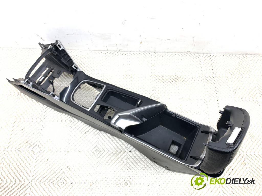 HYUNDAI i40 Kombi 2013 85 kW 1.7 CRDi 1685 Lakťová opierka  (Lakťová opierka)