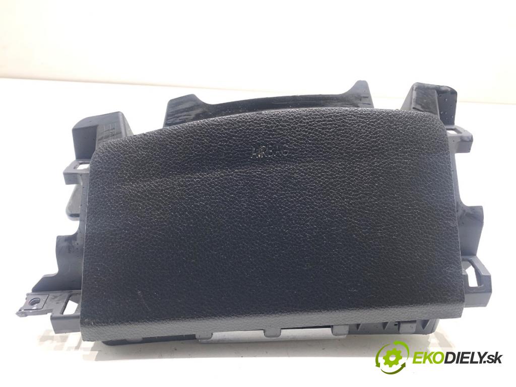 HYUNDAI i40 Kombi 2013 85 kW 1.7 CRDi 1685 AirBag koleno: 56970-XXXXX