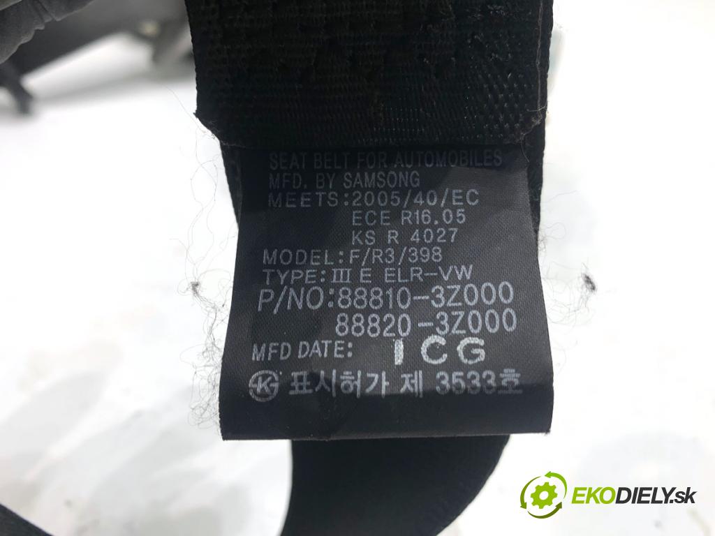 HYUNDAI i40 Kombi 2013 85 kW 1.7 CRDi 1685 Držiak BEZPEČNOSŤ ľavy predný 88810-3Z000