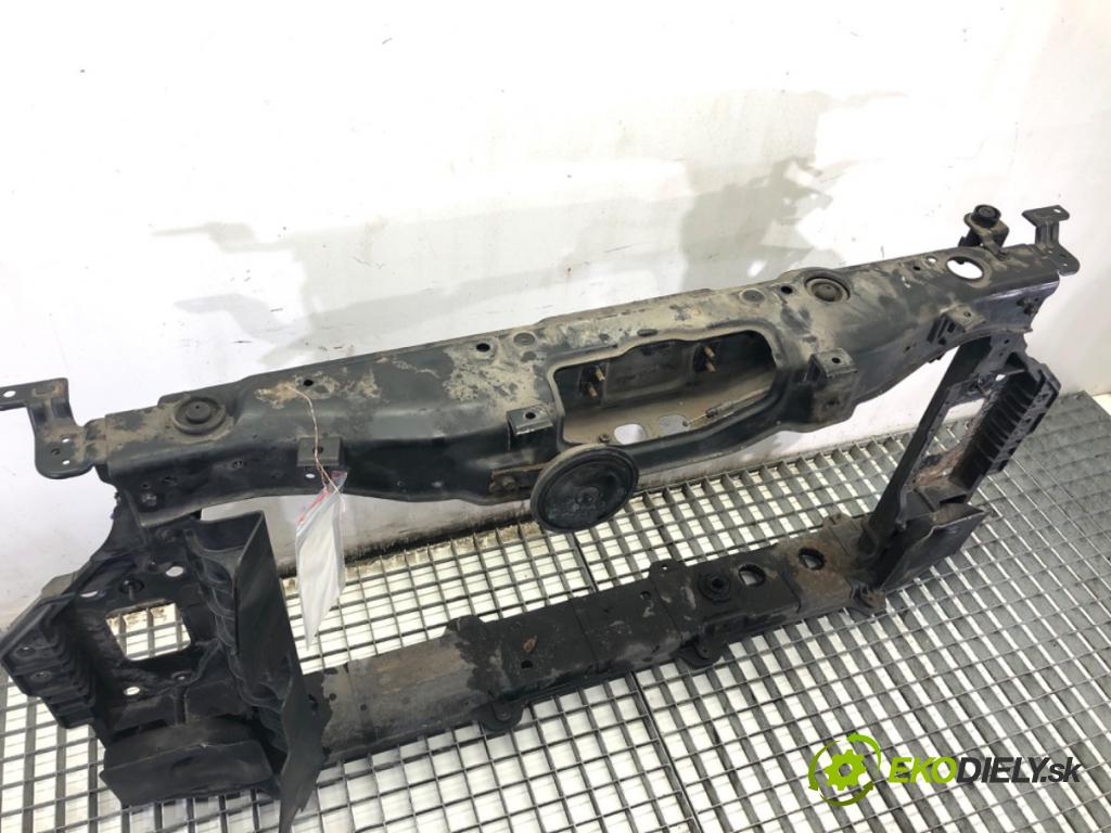 HYUNDAI i40 Kombi 2013 85 kW 1.7 CRDi 1685 Držiak predný  (Výstuha predná)