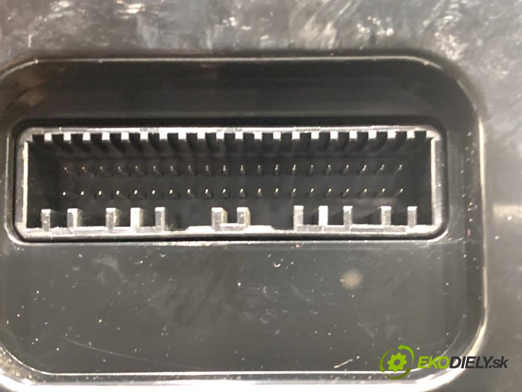 HYUNDAI i40 Kombi 2013 85 kW 1.7 CRDi 1685 Panel ovládania kúrenia 97250-3ZXXX (Prepínacie páčky pod volantom)