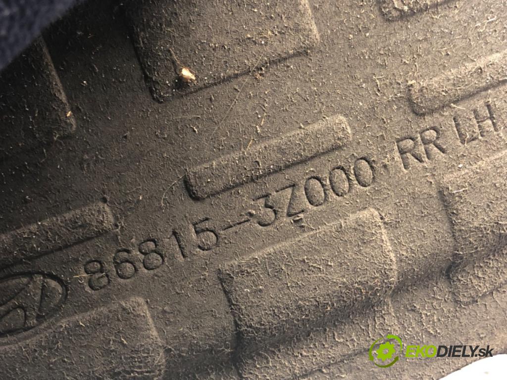 HYUNDAI i40 Kombi 2013 85 kW 1.7 CRDi 1685 podblatník ľavy predný 86815-3Z000