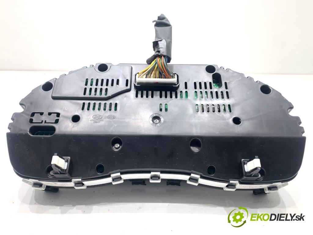 HYUNDAI i40 Kombi 2013 85 kW 1.7 CRDi 1685 Prístrojovka 94011-3Z400 (Prístrojová doska)