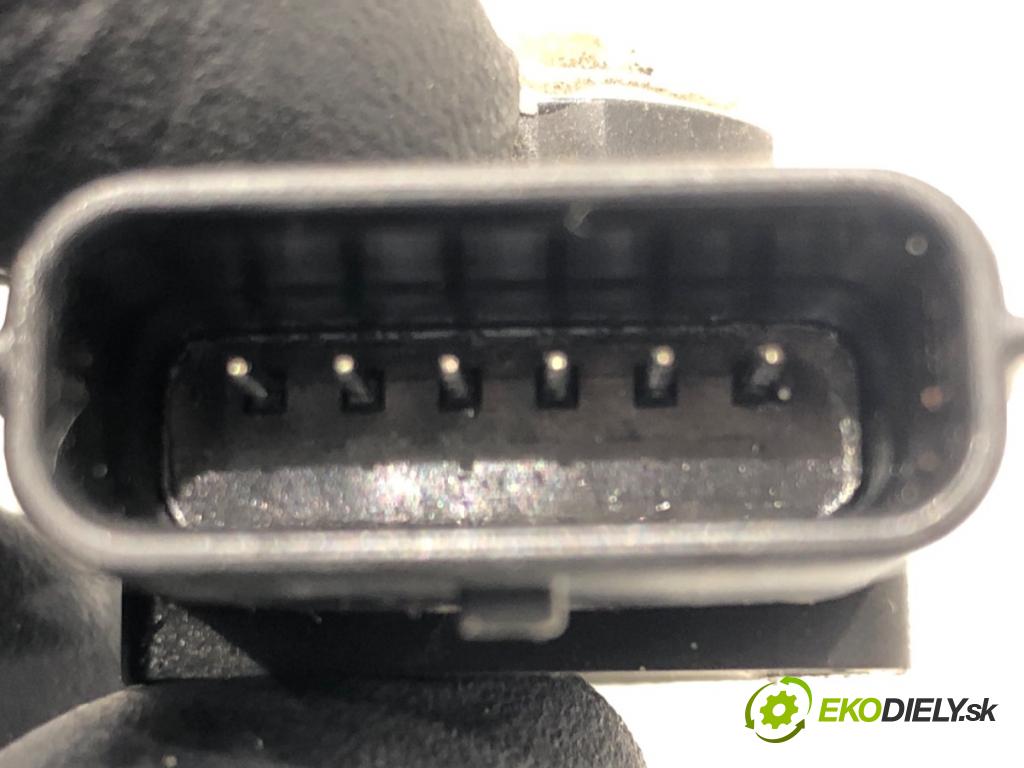 HYUNDAI i40 Kombi 2013 85 kW 1.7 CRDi 1685 Snímač PDC 95720-3Z000