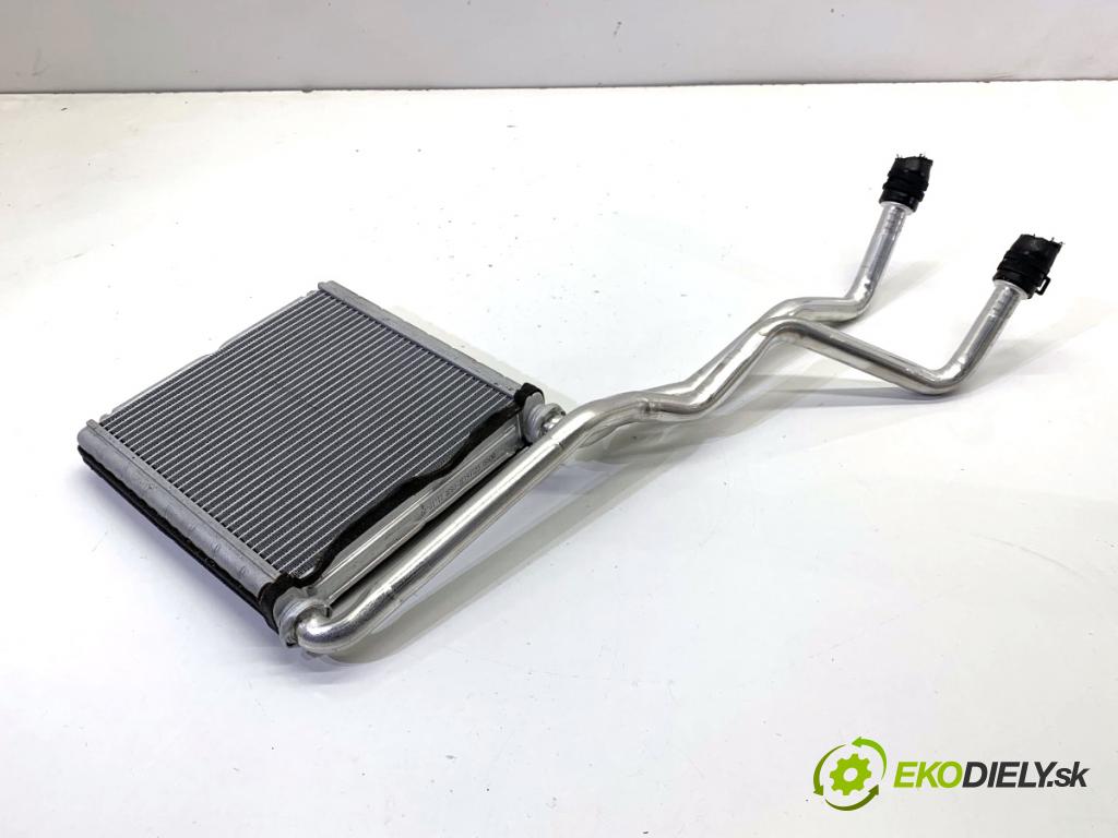 BMW F44 coupe 2021 131 kW 220 i 1998 topné těleso radiátor topení CZ116130-0830 (Radiátor topení)