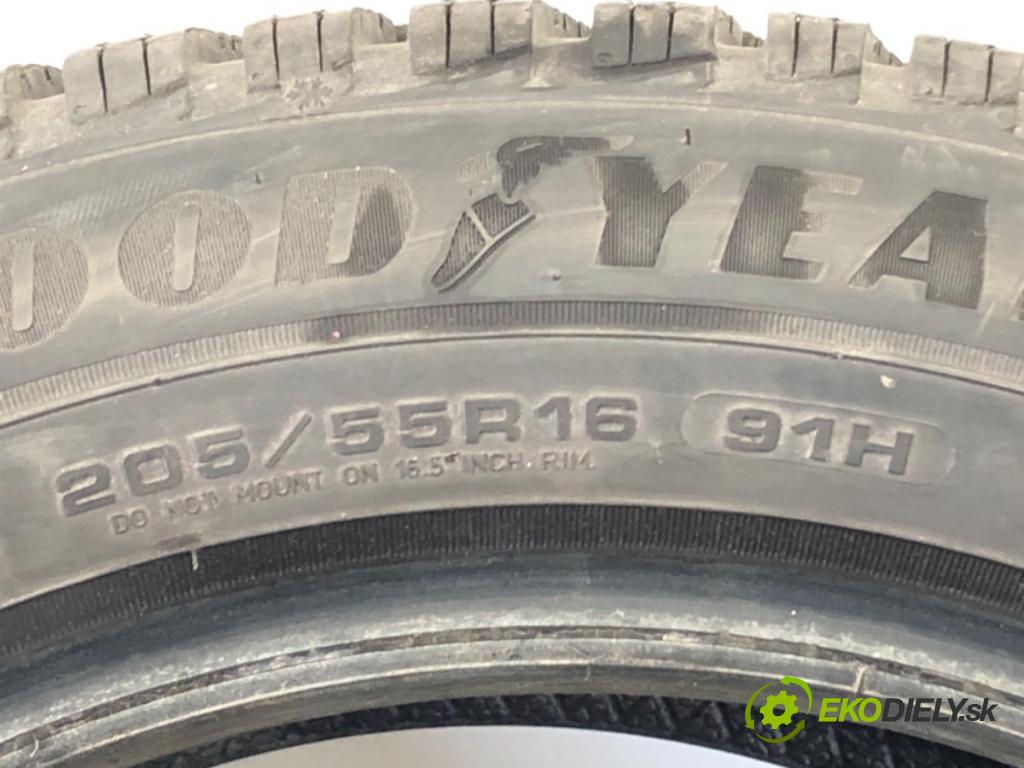--- --- PNEUMATIKA: zima 2X 205/55 16" GOODYEAR