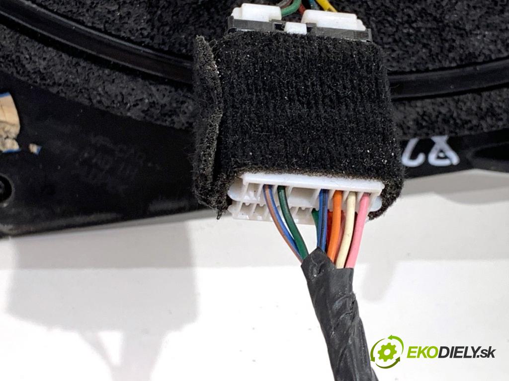 HYUNDAI i40 Kombi 2013 85 kW 1.7 CRDi 1685 zpětné zrcátko levý