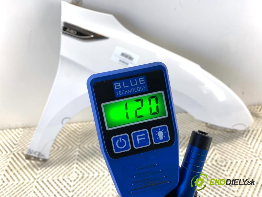 HYUNDAI i40 Kombi 2013 85 kW 1.7 CRDi 1685 Blatník pravy predný NCW