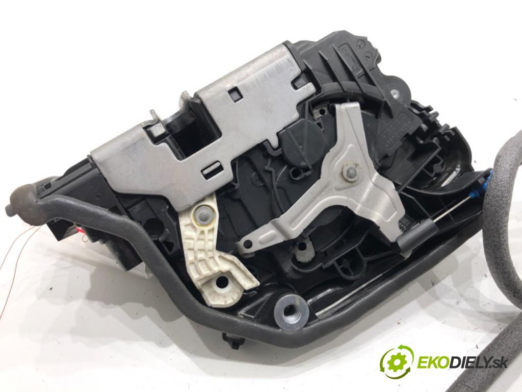 BMW F16 SUV 2014 190 kW xDrive 30 d 2993 zámok Dvere pravy predný 7281948