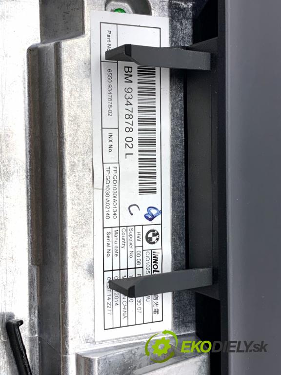 BMW F16 SUV 2014 190 kW xDrive 30 d 2993 Displej 9347878 (Přístrojová deska)