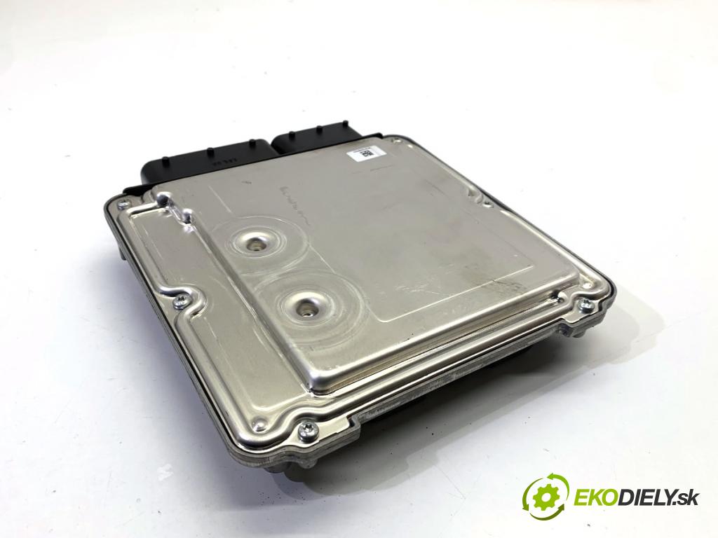 BMW F16 SUV 2014 190 kW xDrive 30 d 2993 riadiaca jednotka Motor 8582803 0281031328 (Riadiaca jednotka)