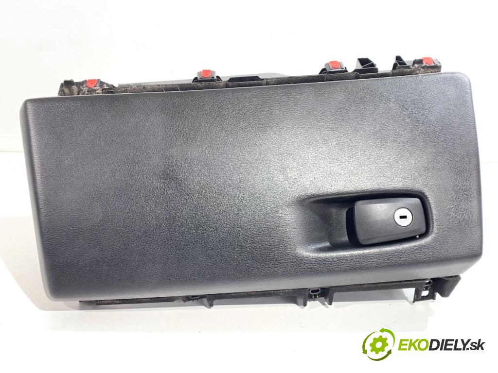 BMW F16 SUV 2014 190 kW xDrive 30 d 2993 Priehradka, kastlík spolujazdca  (Priehradka (kastlík))