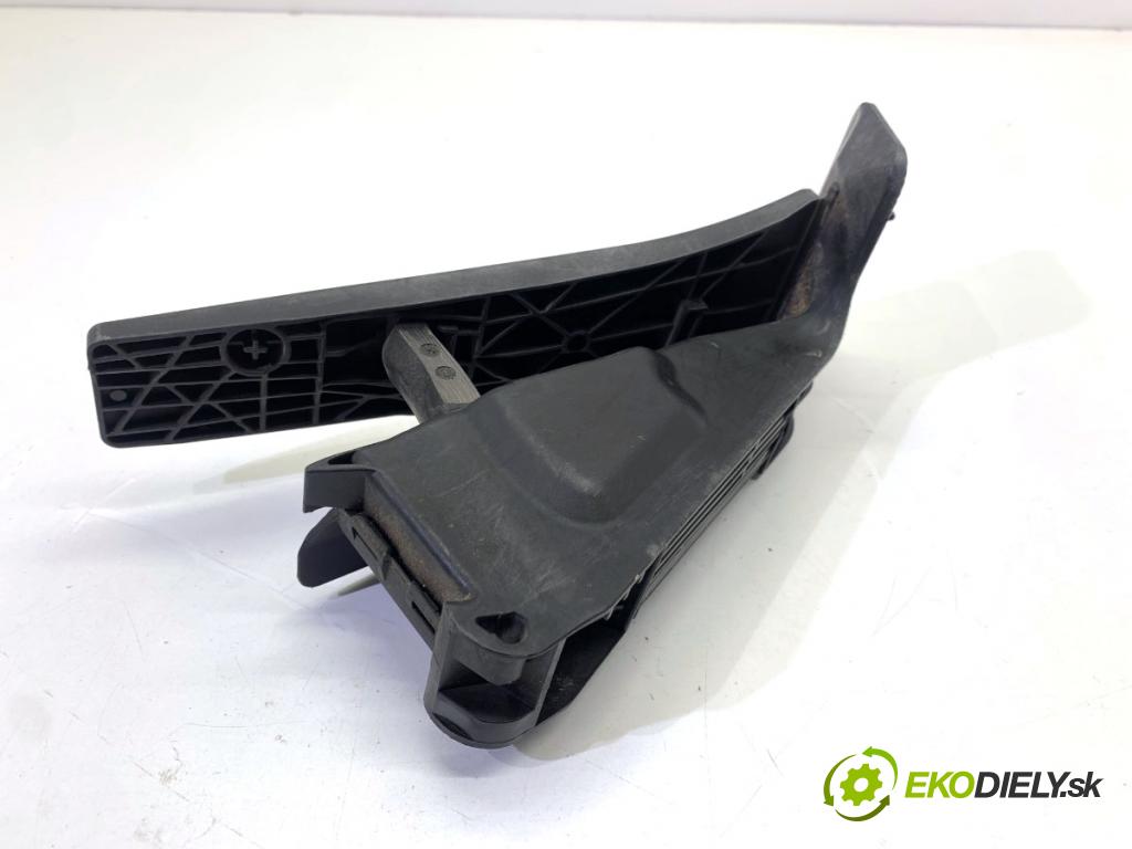 BMW F16 SUV 2014 190 kW xDrive 30 d 2993 Potenciometer plynu 6853175 (Potenciometer plynového pedálu)