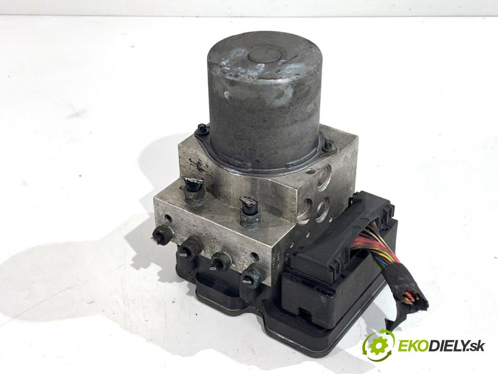 BMW F16 SUV 2014 190 kW xDrive 30 d 2993 Pumpa ABS 6856841 (Pumpa ABS)