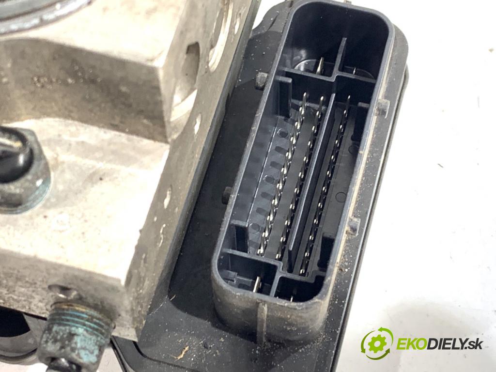 BMW F16 SUV 2014 190 kW xDrive 30 d 2993 Pumpa ABS 6856841 (Pumpa ABS)