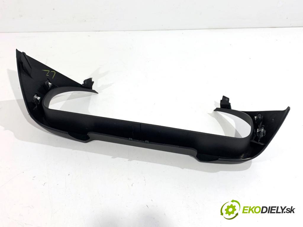 BMW F16 SUV 2014 190 kW xDrive 30 d 2993 lišty kryt 9252537 9252113 (Lišta)