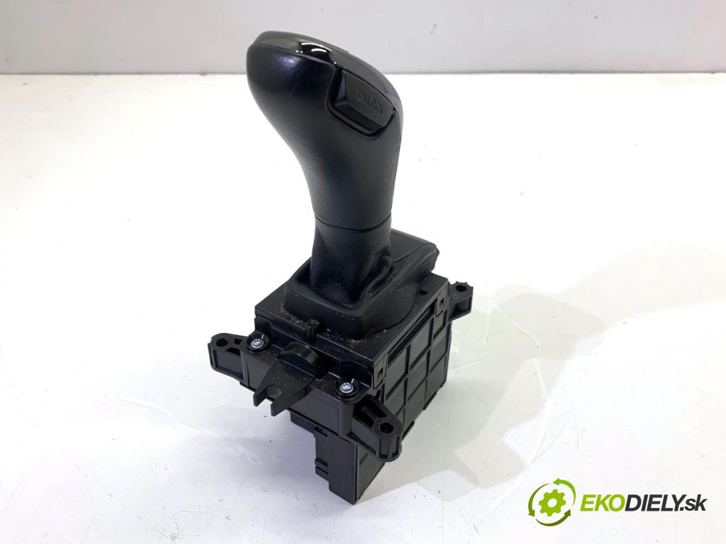 BMW F16 SUV 2014 190 kW xDrive 30 d 2993 Kulisa 9353957 (Rýchlostná páka (kulisa))