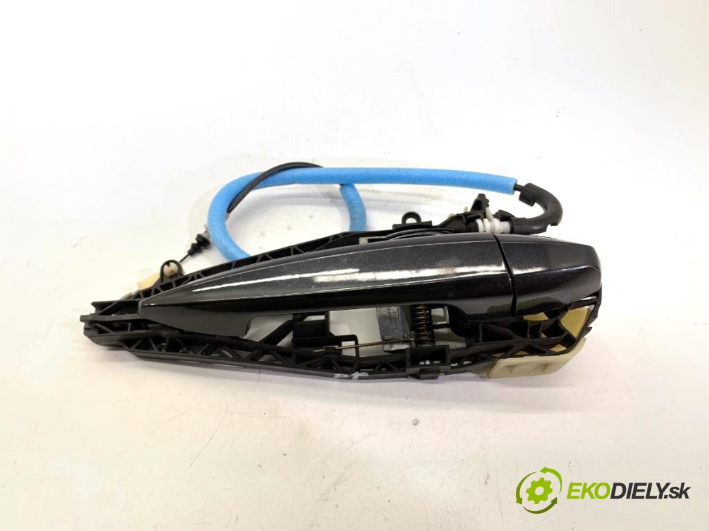 BMW F16 SUV 2014 190 kW xDrive 30 d 2993 Kľučka vonkajšia pravy zad 7384808