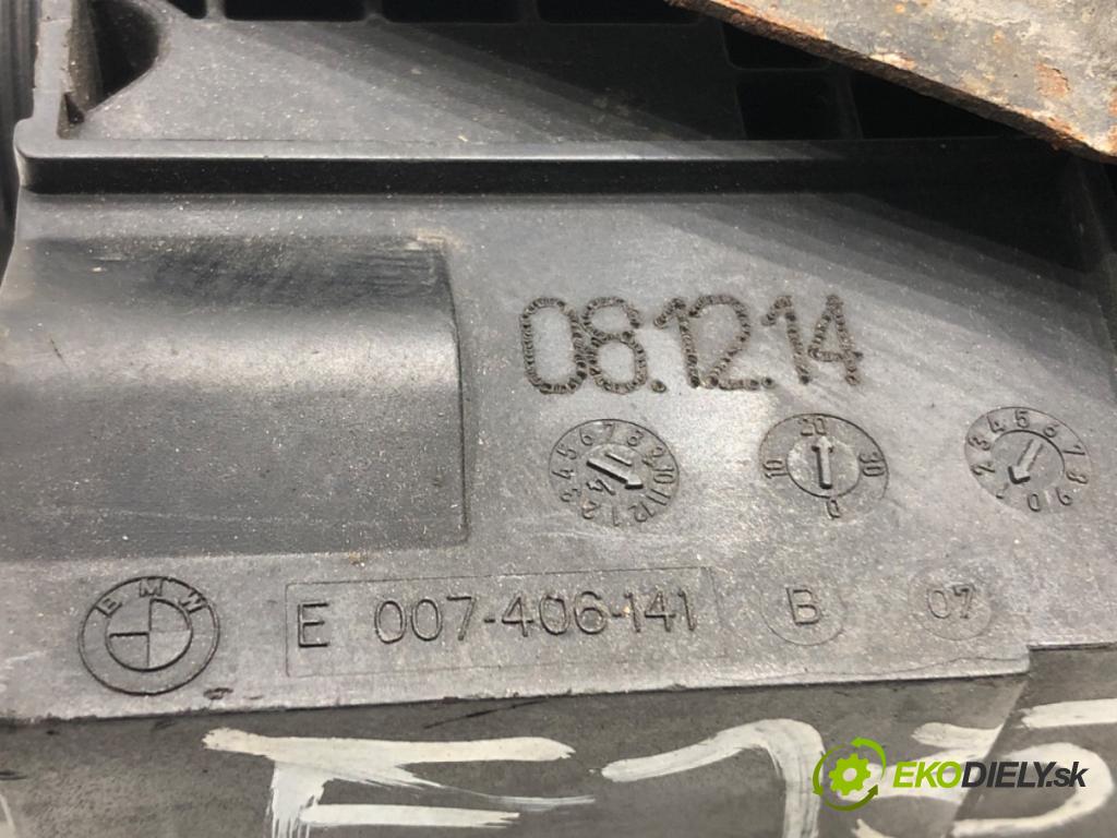 BMW F16 SUV 2014 190 kW xDrive 30 d 2993 BRZDA: ruční elektrický  (Ruční brzda)