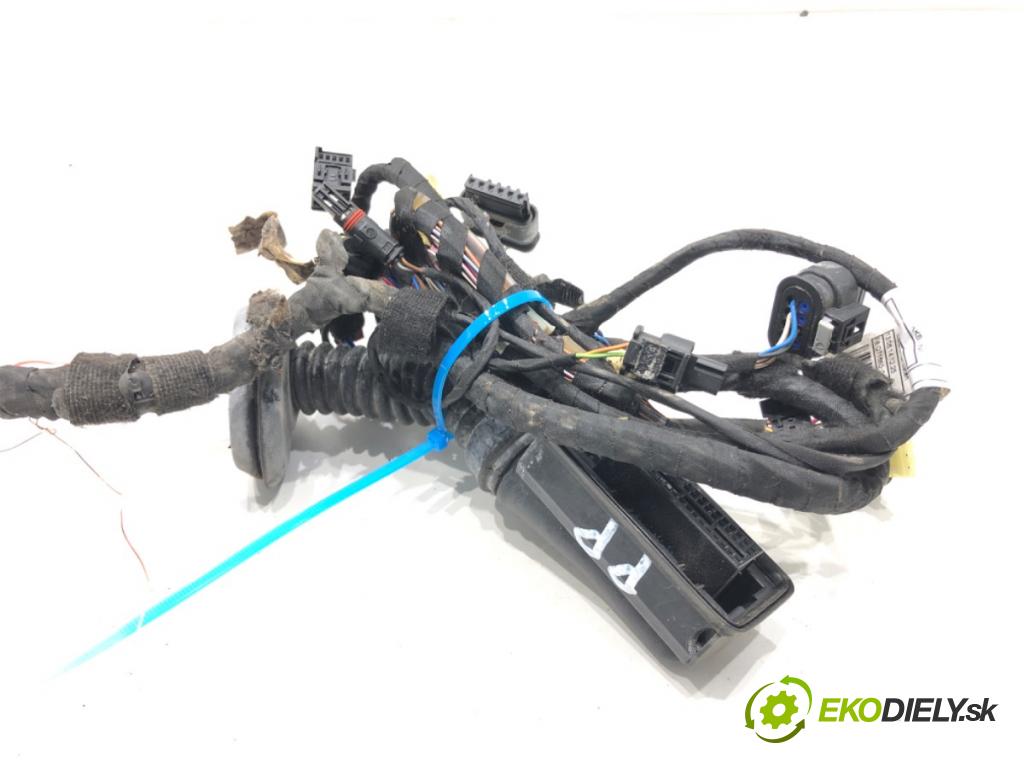 BMW F16 SUV 2014 190 kW xDrive 30 d 2993 Káblovačka Dvere predný pravy 9323362