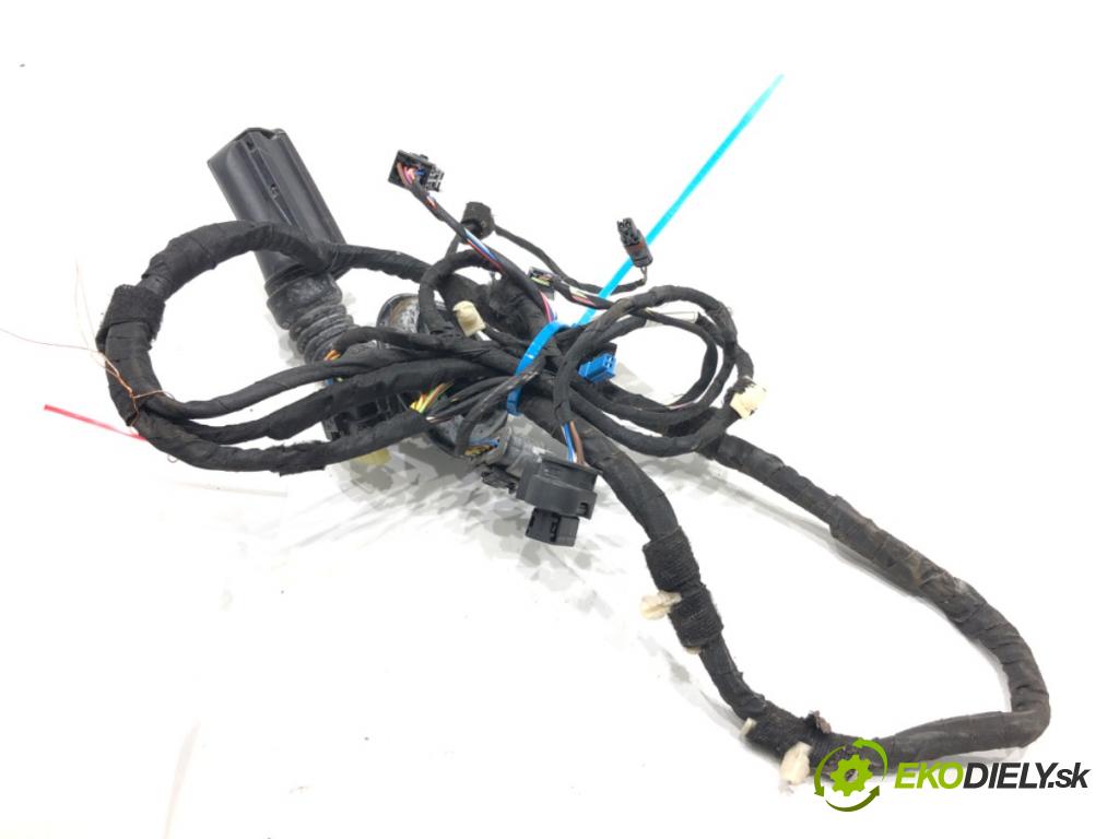 BMW F16 SUV 2014 190 kW xDrive 30 d 2993 Káblovačka Dvere zad ľavy 9328523