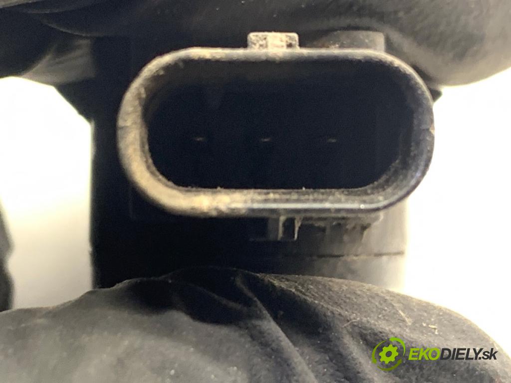 BMW F16 SUV 2014 190 kW xDrive 30 d 2993 Snímač PDC 9274427