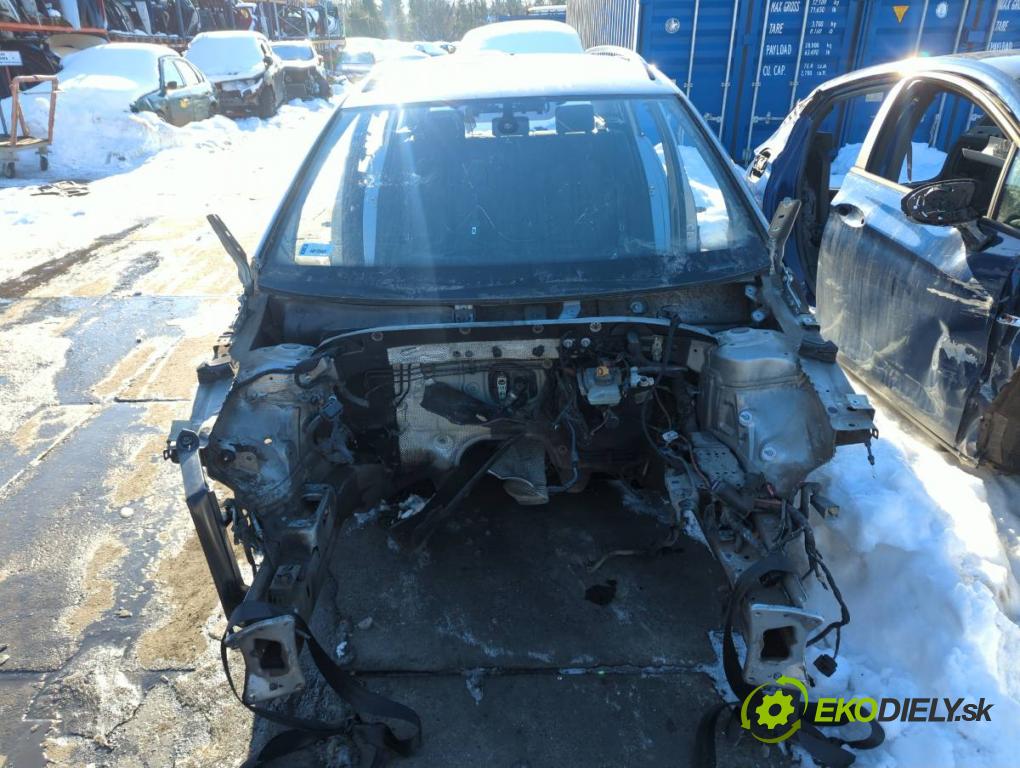 VW GOLF VII Kombi 2015 66 kW 1.6 TDI 1598 karoséria ČTVRŤÁK: Blatník prah strecha PODŁUŻNICA