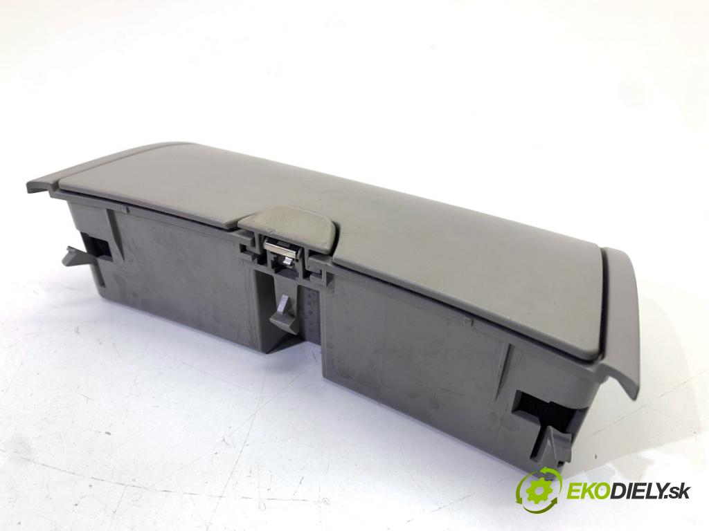 BMW F16 SUV 2014 190 kW xDrive 30 d 2993 přihrádka kastlík na skla 7298457