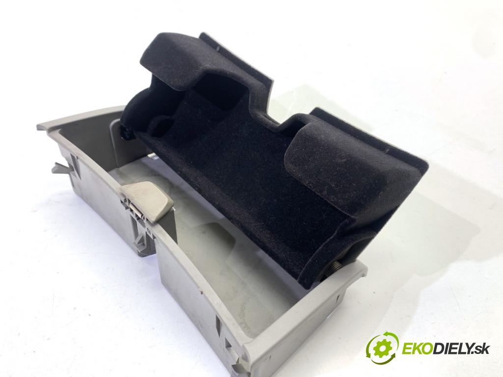 BMW F16 SUV 2014 190 kW xDrive 30 d 2993 přihrádka kastlík na skla 7298457