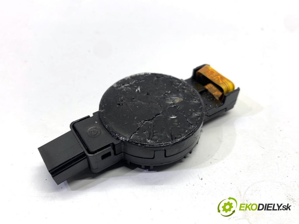 BMW F16 SUV 2014 190 kW xDrive 30 d 2993 Snímač dažďa 9354226 (Snímač dažďa)