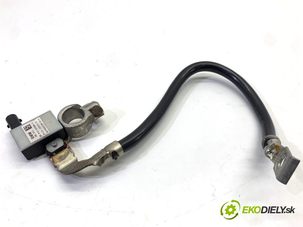 BMW F16 SUV 2014 190 kW xDrive 30 d 2993 svorka MINUS 9329885