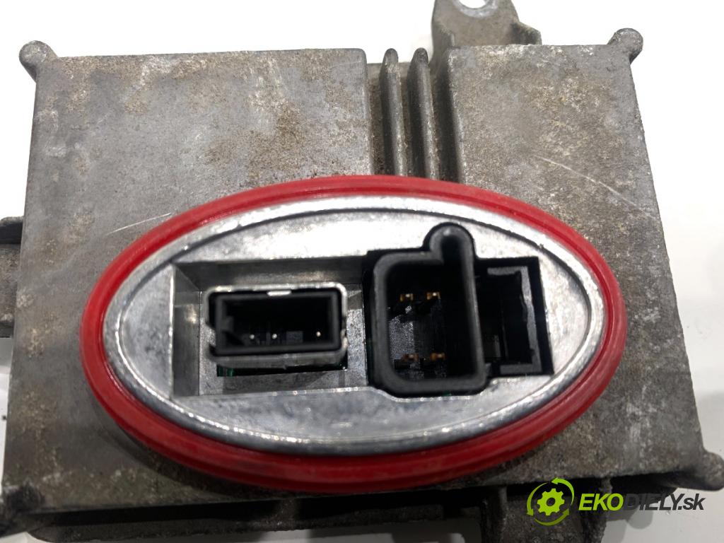 HYUNDAI i40 Kombi 2013 85 kW 1.7 CRDi 1685 Menič XENON 3Z921-01700 (Riadiaca jednotka xenónu)