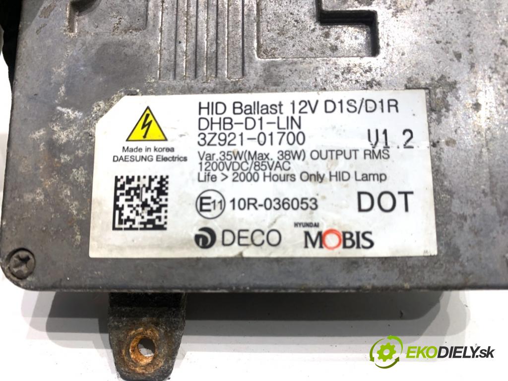 HYUNDAI i40 Kombi 2013 85 kW 1.7 CRDi 1685 Menič XENON 3Z921-01700 (Riadiaca jednotka xenónu)