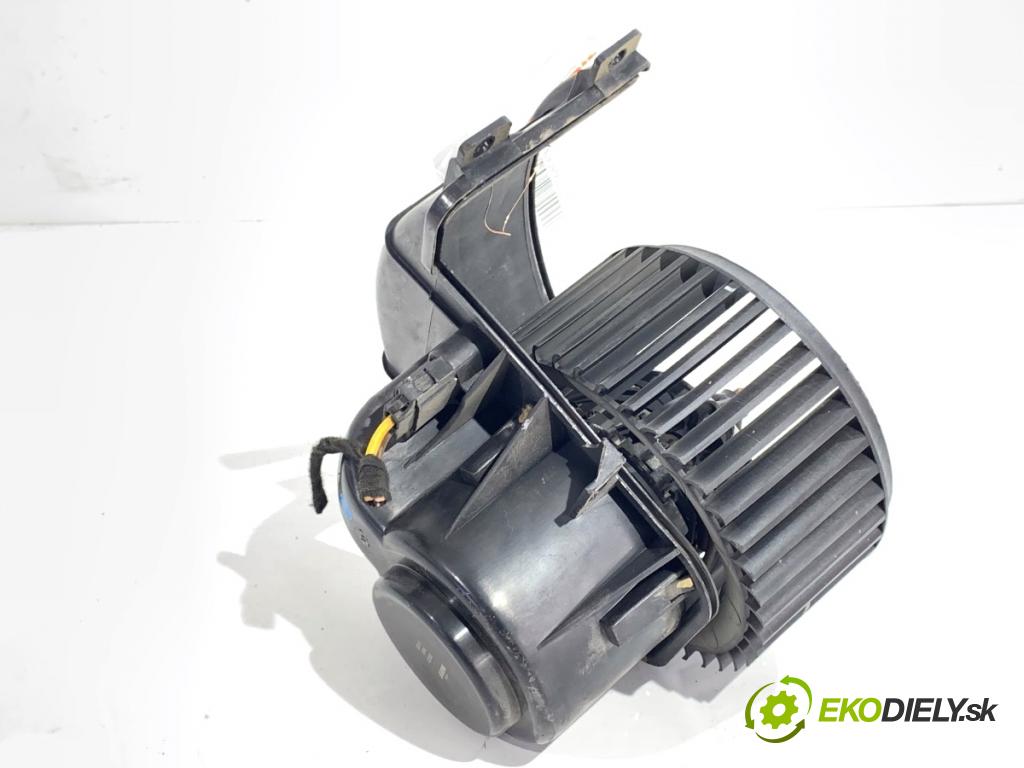 VW TRANSPORTER T5 Autobus 2007 75 kW 1.9 TDI 1896 ventilátor kúrenia