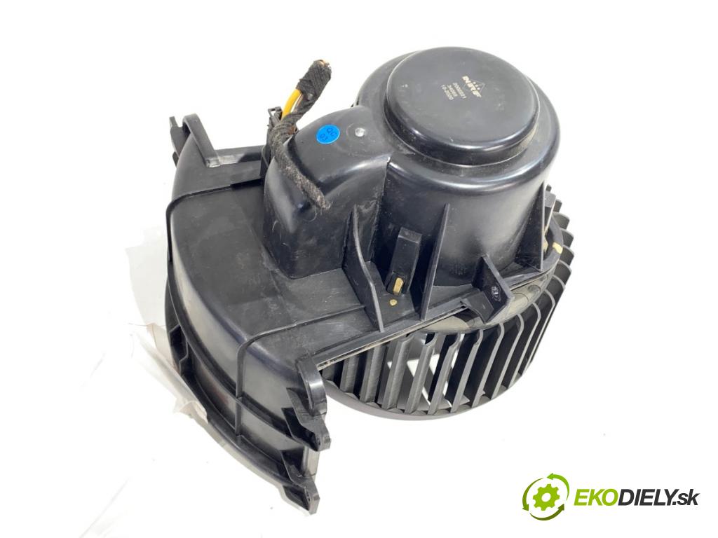 VW TRANSPORTER T5 Autobus 2007 75 kW 1.9 TDI 1896 ventilátor kúrenia