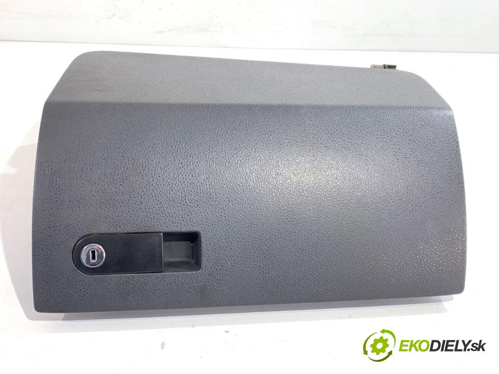 VW TRANSPORTER T5 Autobus 2007 75 kW 1.9 TDI 1896 Priehradka, kastlík spolujazdca  (Priehradka (kastlík))