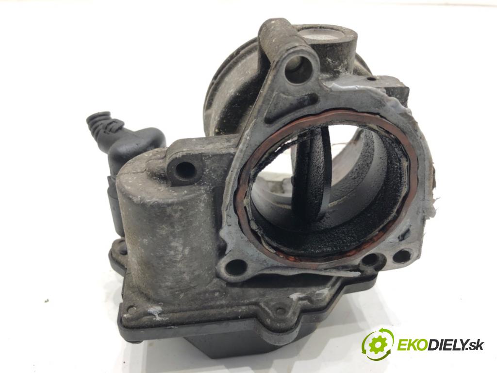 VW TRANSPORTER T5 Autobus 2007 75 kW 1.9 TDI 1896 Škrtiaca klapka 03G128063G (Škrtiaca klapka)