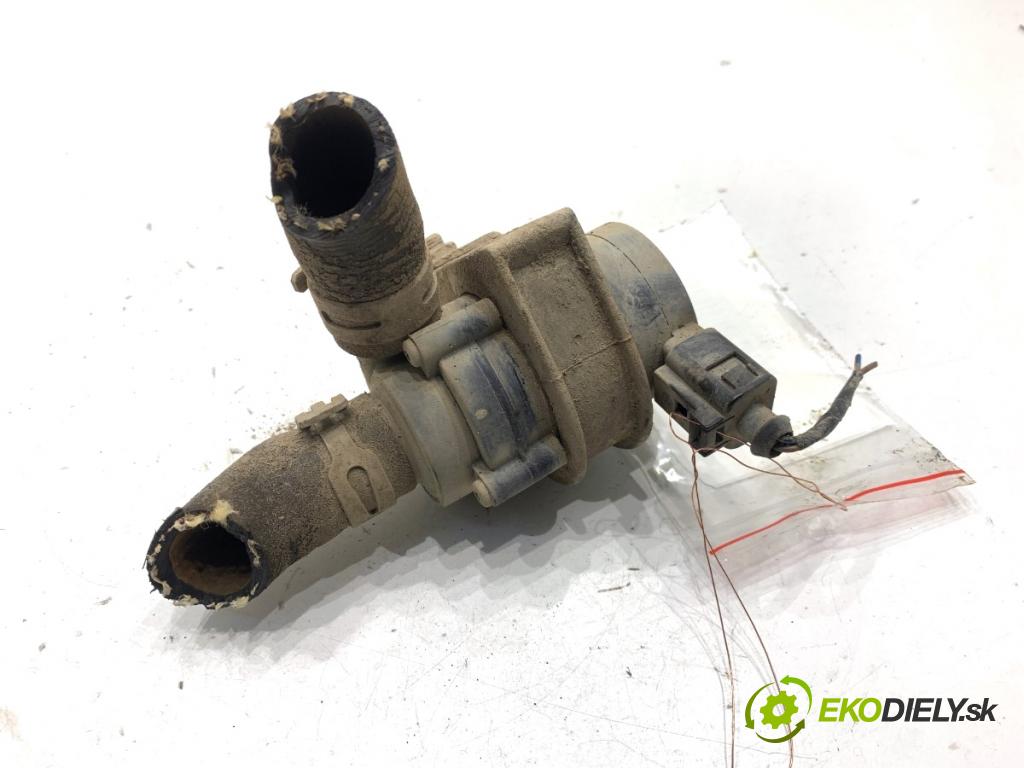 VW TRANSPORTER T5 Autobus 2007 75 kW 1.9 TDI 1896 DALŠÍ: Pumpa vody  (Vodná pumpa)