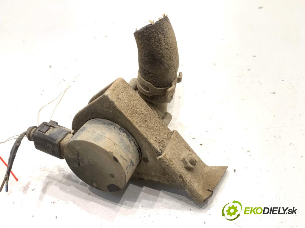 VW TRANSPORTER T5 Autobus 2007 75 kW 1.9 TDI 1896 DALŠÍ: pumpa vody  (Vodní pumpa)