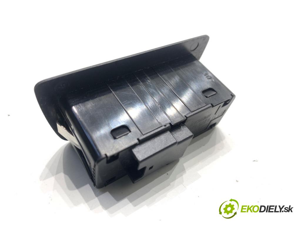 BMW F34 liftback 2017 135 kW 320 i 1998 Prepínač otvárania dverí 9275121 (Prepínacie páčky pod volantom)