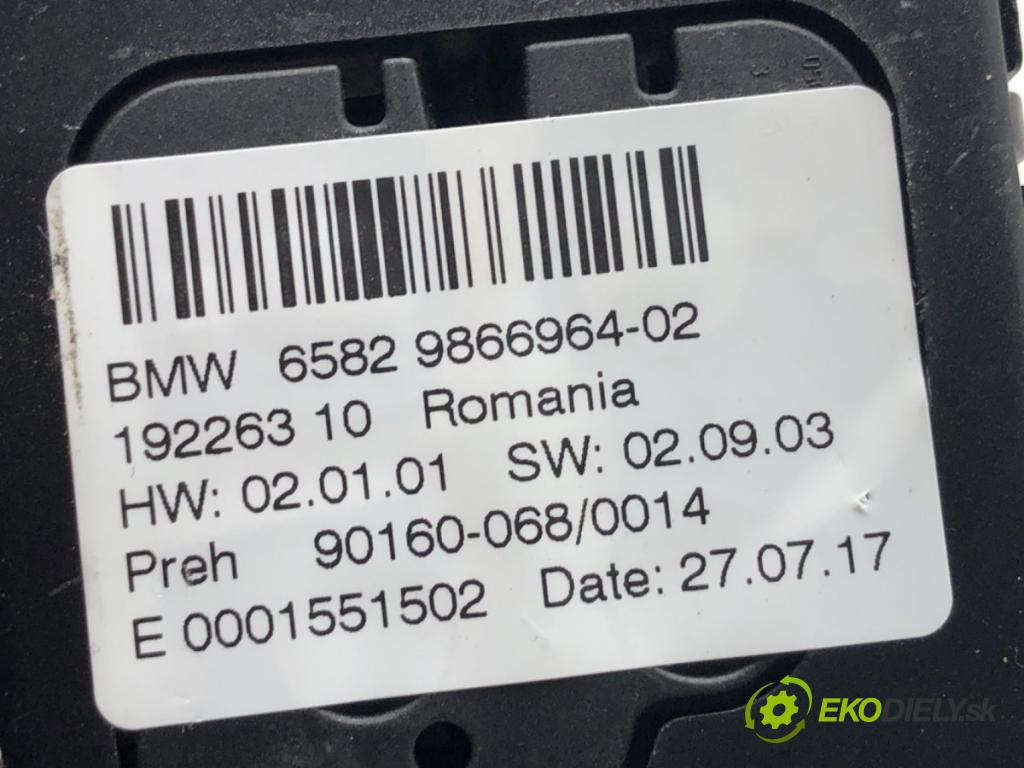 BMW F34 liftback 2017 135 kW 320 i 1998 Panel ovládania radia IDRIVE 9866964