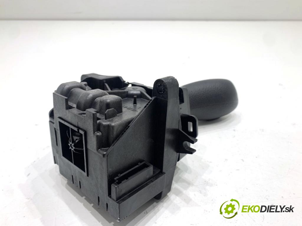 BMW F34 liftback 2017 135 kW 320 i 1998 Kulisa 9296896 (Rýchlostná páka (kulisa))