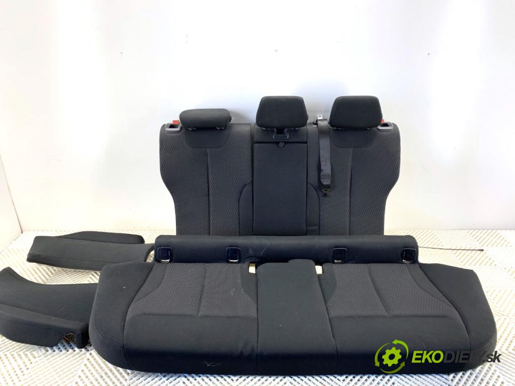 BMW F34 liftback 2017 135 kW 320 i 1998 sedadlo druhý VLÁDA: 