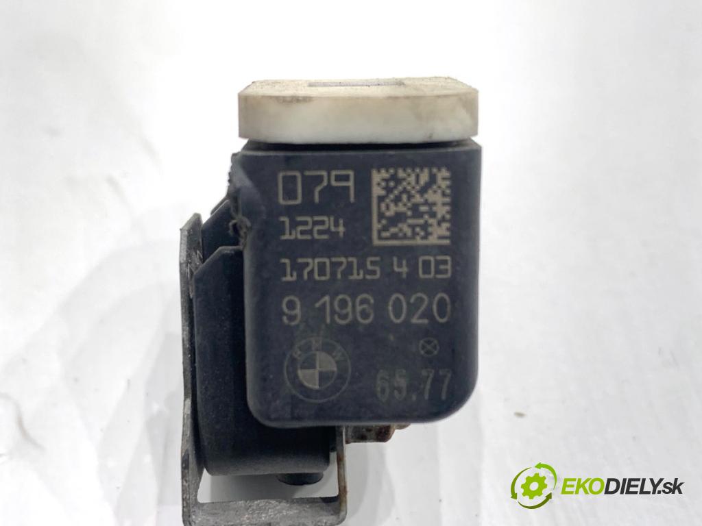 BMW F34 liftback 2017 135 kW 320 i 1998 Snímač nárazu 9196020 (Snímač nárazu)